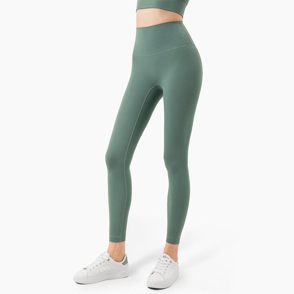 FlexFit Seamless Yoga Performance Set: Leggings and Bra