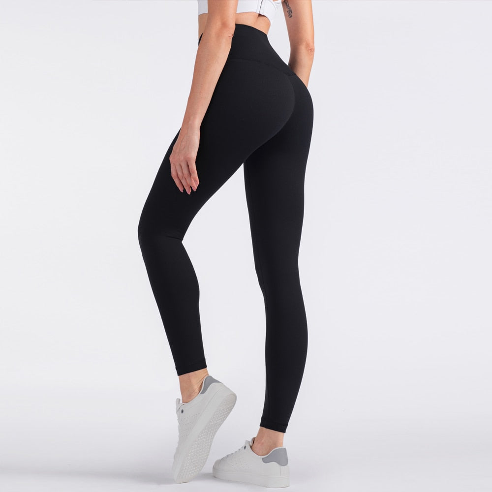 FlexFit Seamless Yoga Performance Set: Leggings and Bra